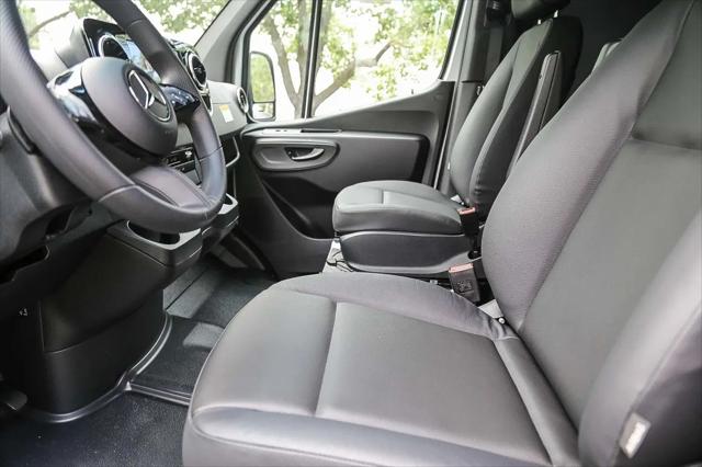 2026 Mercedes-Benz Sprinter 2500 Standard Roof 4-Cyl Diesel