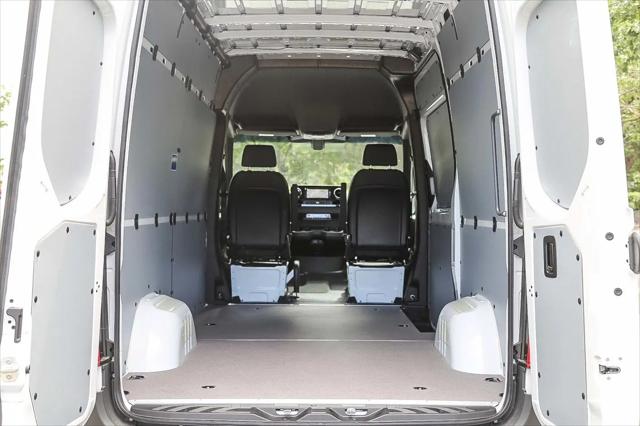 2026 Mercedes-Benz Sprinter 2500 Standard Roof 4-Cyl Diesel