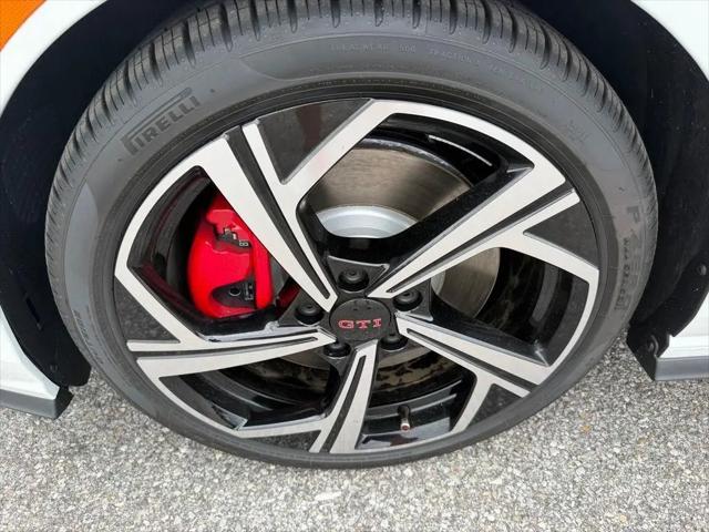2026 Volkswagen Golf GTI SE