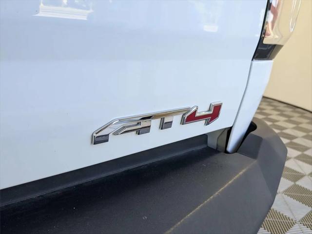 2022 GMC Canyon 4WD Crew Cab Short Box AT4 - Leather