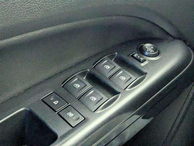 2022 GMC Canyon 4WD Crew Cab Short Box AT4 - Leather