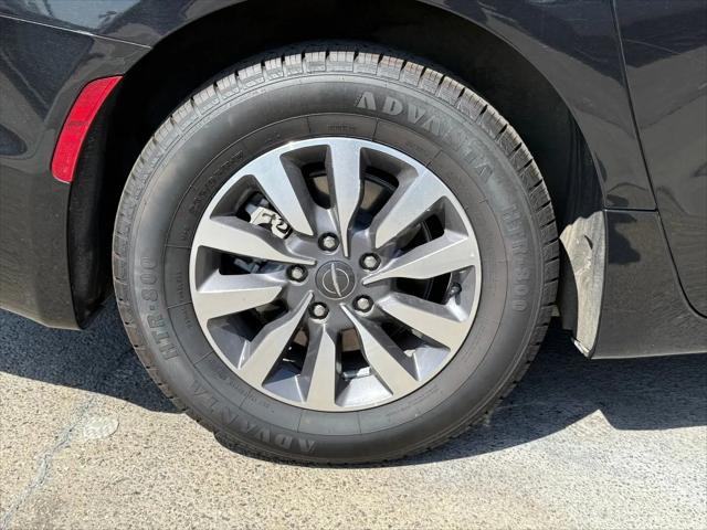 2023 Chrysler Pacifica Hybrid Touring L