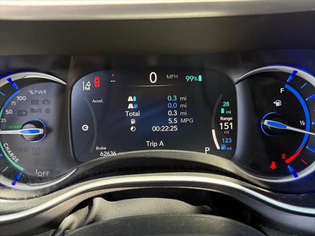 2023 Chrysler Pacifica Hybrid Touring L