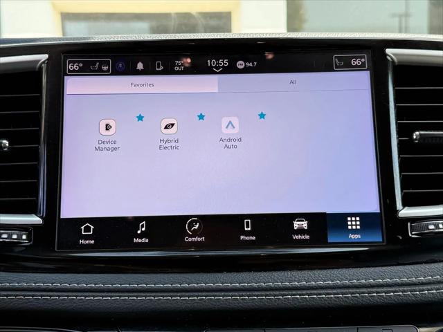 2023 Chrysler Pacifica Hybrid Touring L