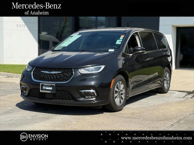 2023 Chrysler Pacifica Hybrid Touring L for sale in Anaheim, CA