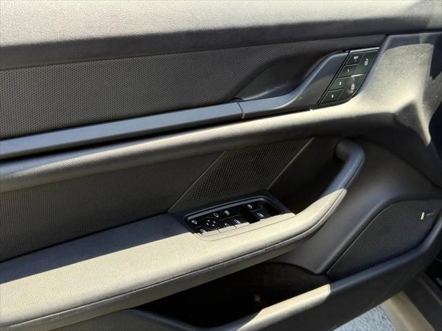 2024 Porsche Taycan Taycan