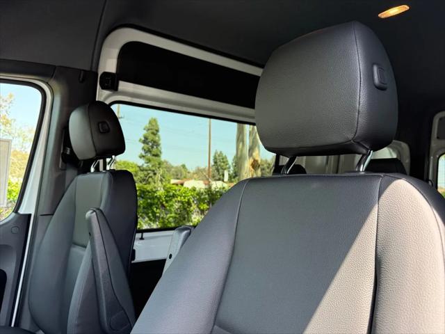 2026 Mercedes-Benz Sprinter 2500 Standard Roof 4-Cyl Diesel