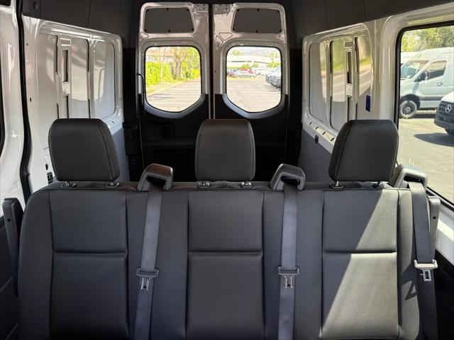 2026 Mercedes-Benz Sprinter 2500 Standard Roof 4-Cyl Diesel