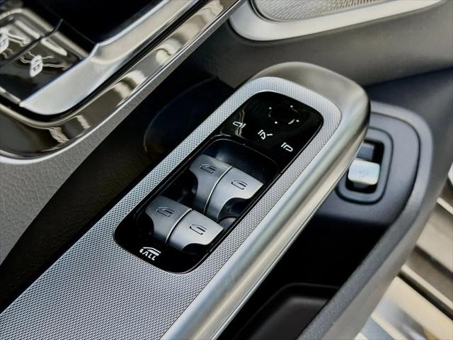 2026 Mercedes-Benz E-CLASS E 300 CLE 300