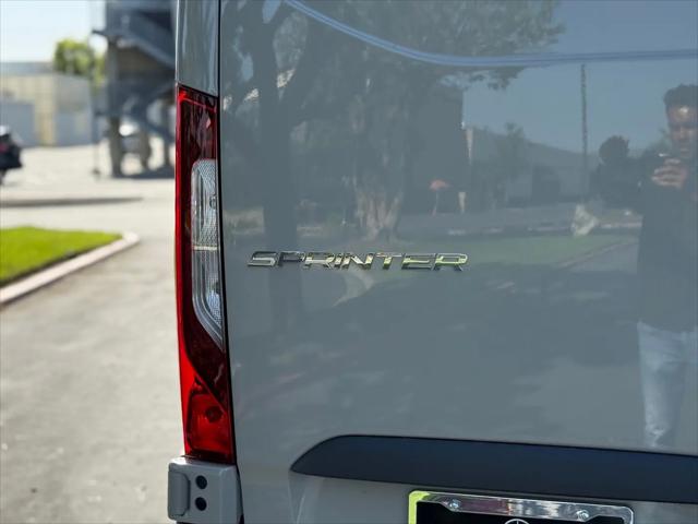 2026 Mercedes-Benz Sprinter 2500 Standard Roof 4-Cyl Diesel HO