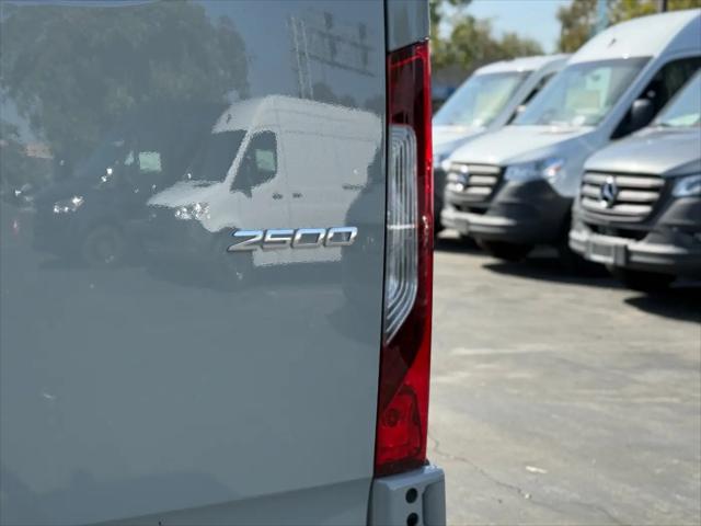 2026 Mercedes-Benz Sprinter 2500 Standard Roof 4-Cyl Diesel HO