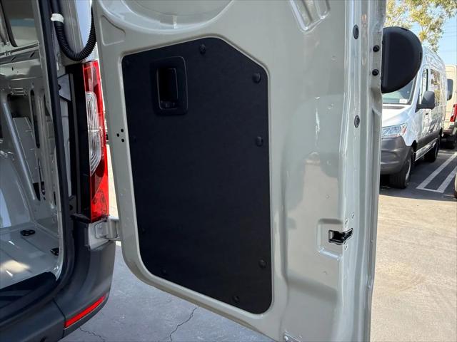 2026 Mercedes-Benz Sprinter 2500 Standard Roof 4-Cyl Diesel HO