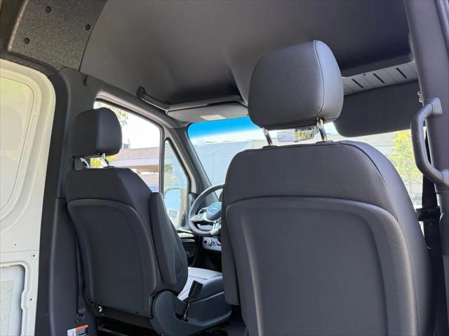 2026 Mercedes-Benz Sprinter 2500 Standard Roof 4-Cyl Diesel HO