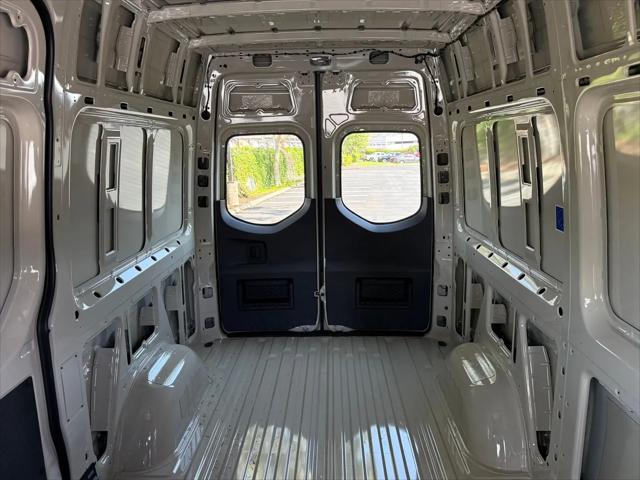 2026 Mercedes-Benz Sprinter 2500 Standard Roof 4-Cyl Diesel HO