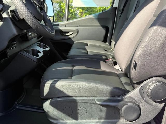 2026 Mercedes-Benz Sprinter 2500 Standard Roof 4-Cyl Diesel HO