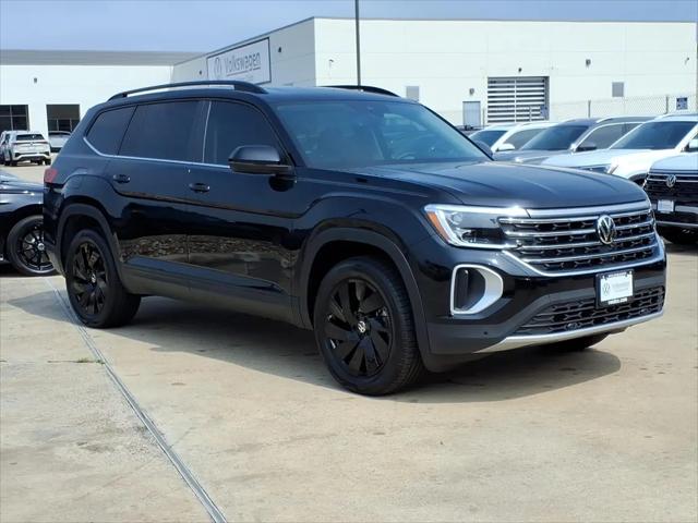 2026 Volkswagen Atlas SE with Technology
