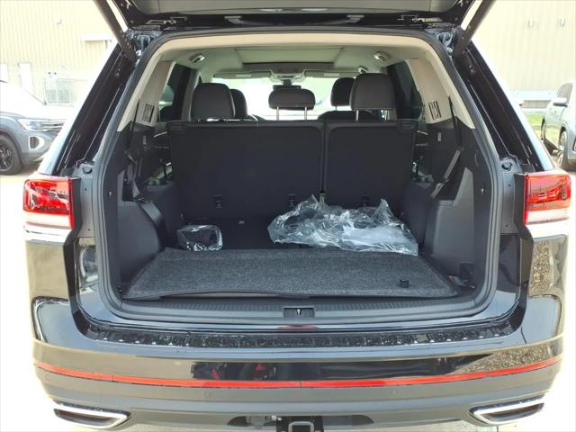 2026 Volkswagen Atlas SE with Technology
