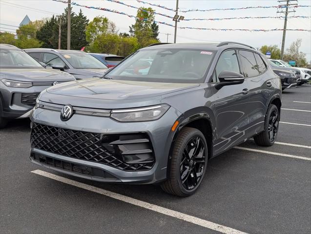 2026 Volkswagen Tiguan SE R-Line Black