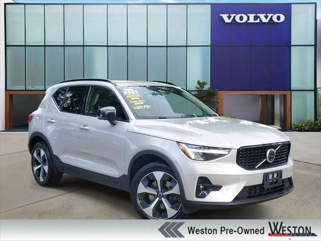 2024 Volvo XC40 B5 Plus Dark Theme for sale in Davie, FL
