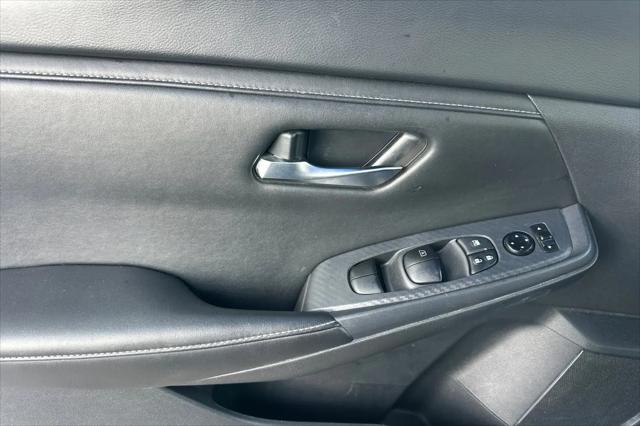 2023 Nissan Sentra SV Xtronic CVT