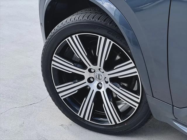 2024 Volvo XC90 B6 Ultimate Bright Theme 6-Seater