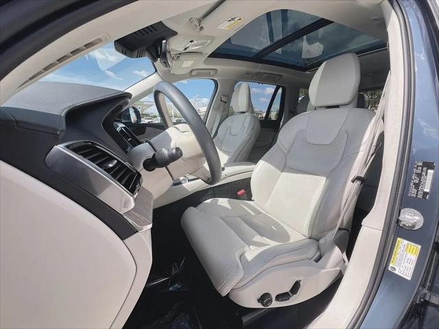 2024 Volvo XC90 B6 Ultimate Bright Theme 6-Seater