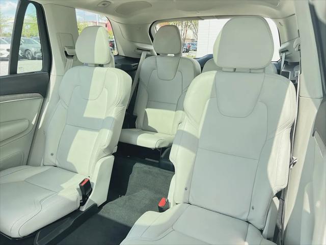 2024 Volvo XC90 B6 Ultimate Bright Theme 6-Seater