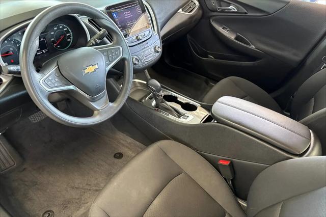 2022 Chevrolet Malibu FWD LT