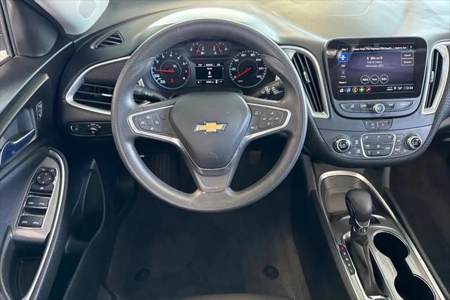 2022 Chevrolet Malibu FWD LT