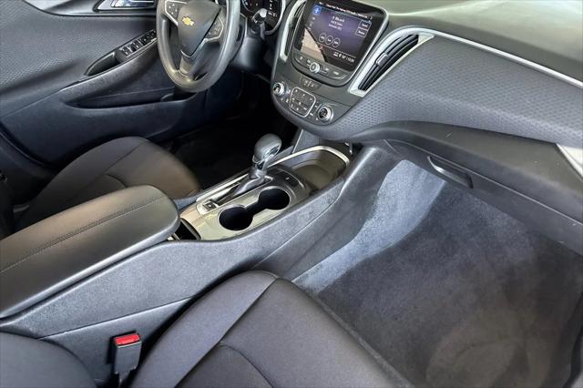 2022 Chevrolet Malibu FWD LT
