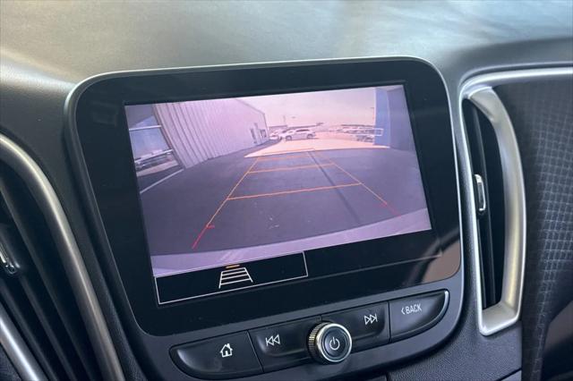 2022 Chevrolet Malibu FWD LT