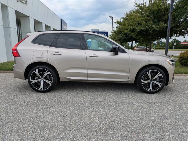 2023 Volvo XC60 B6 Ultimate Dark Theme
