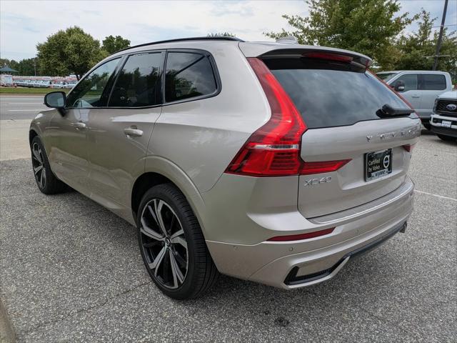 2023 Volvo XC60 B6 Ultimate Dark Theme