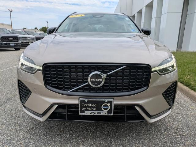 2023 Volvo XC60 B6 Ultimate Dark Theme