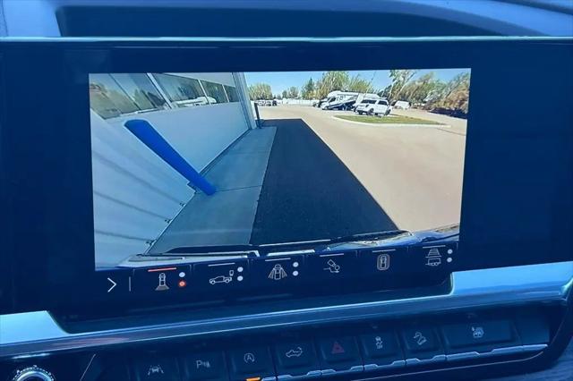 2026 GMC Sierra 1500 Crew Cab, Short Bed, SLT, 4WD