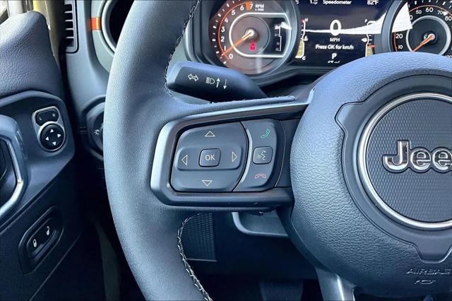 2026 Jeep Gladiator Sport