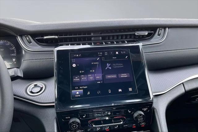 2026 Jeep Grand Cherokee L Altitude 4x4