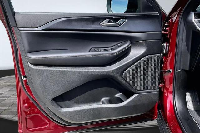 2026 Jeep Grand Cherokee L Altitude 4x4
