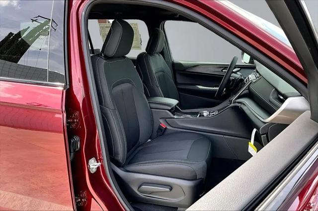 2026 Jeep Grand Cherokee L Altitude 4x4