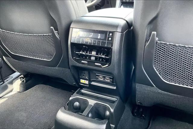 2026 Jeep Grand Cherokee L Altitude 4x4