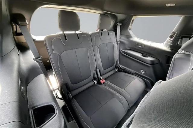 2026 Jeep Grand Cherokee L Altitude 4x4