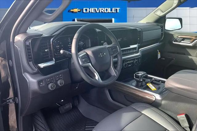 2026 Chevrolet Silverado 1500 4WD Crew Cab Short Bed RST