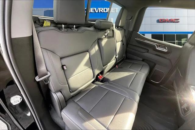 2026 Chevrolet Silverado 1500 4WD Crew Cab Short Bed RST