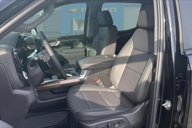 2026 Chevrolet Silverado 1500 4WD Crew Cab Short Bed RST