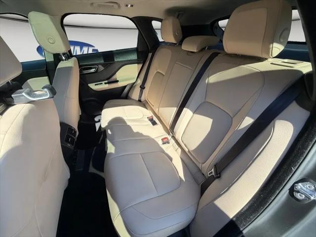 2019 Jaguar F-PACE 25t Premium
