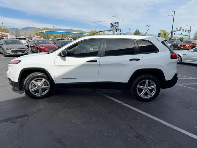 2015 Jeep Cherokee Sport