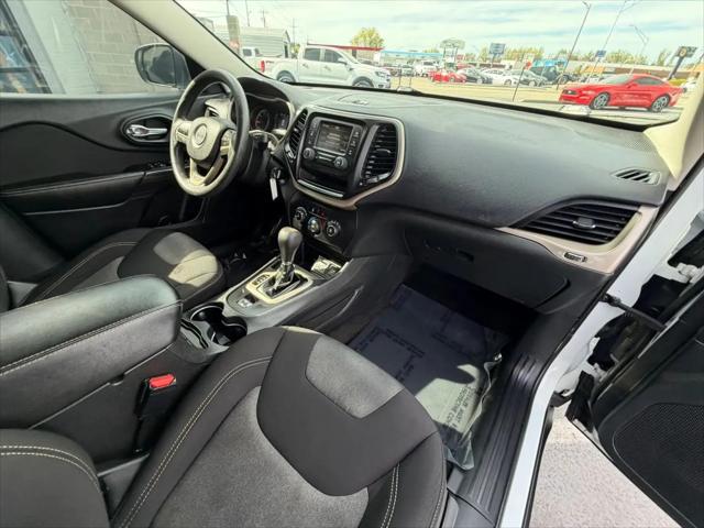 2015 Jeep Cherokee Sport