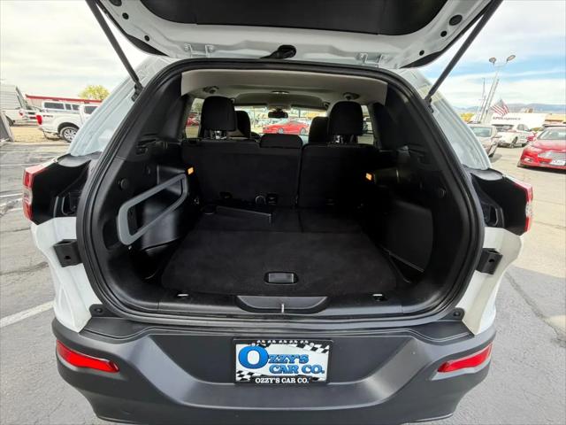 2015 Jeep Cherokee Sport