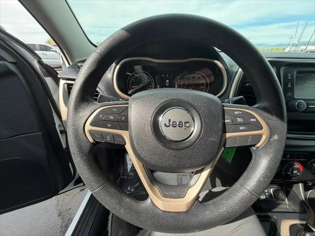 2015 Jeep Cherokee Sport
