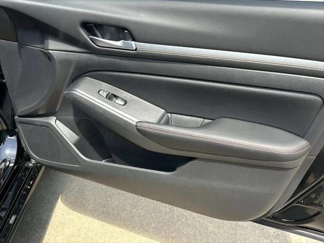 2026 Nissan Altima SR FWD